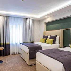 Otel Carlton Old